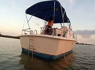 busty boat flashing outdoor tits tease