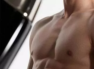 Muscle Asian Girl Flexes Her Toned Body in Homemade Video