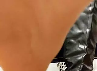 yuki's boots get licked in slave foot worship 😈👅