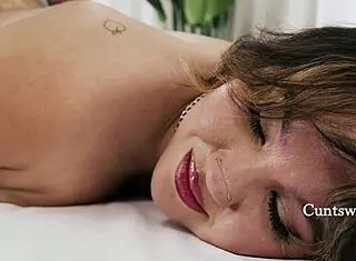 hey ebony milf masseuse, you seducing me after my breakup with that squirting scissoring lick?