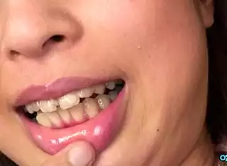 yo this bitch spread wide got her puffy cunt creampied by random dude