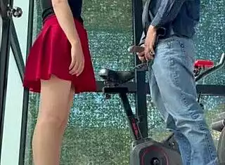 argentinian stepsis sneaks cock suck in gym