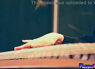 passionate chinese teen wu muxi strips to reveal hairy pussy