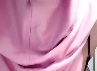 Arab hijab teacher masturbates her big pussy