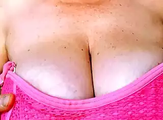 Huge Natural Tits POV Boss Face Cumshot Countdown Closeup