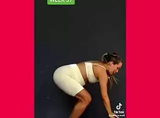 She does erotic tummy exercises in sexy panties