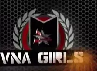 samantha rone fingers her pussy while buttplug stretches her ass