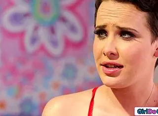 Stepdaughter, fist mommy's squirting pussy right now!