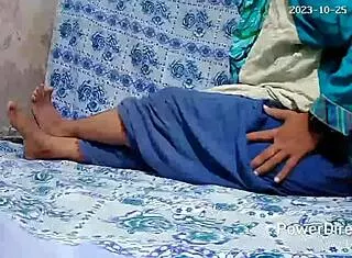 Whoa, Indian doctor rams nurse's pussy deep in steamy jungle!