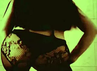 sexy asian ass twerks in fishnets!