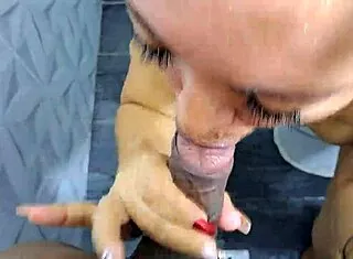 Stepmom Delivers Mind-Blowing Blowjobs!