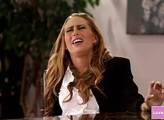 ebony applicant eats blonde pussy for office job