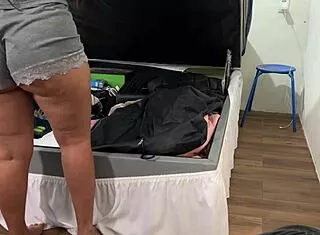 camera catches niece fixing bed with huge latina ass tease
