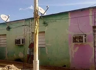 Neighbor Craves My Huge Ass in Short Dress Tease