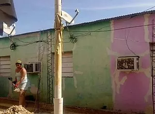 Neighbor Craves My Huge Ass in Short Dress Tease