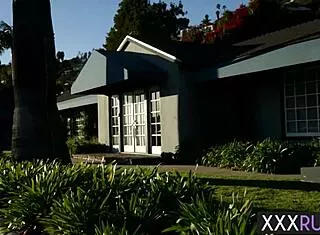 Bianca Breeze Licks Georgia Jones Passion Pussy