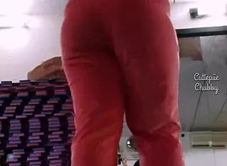 bbw ebony shakes her massive gym ass cheeks