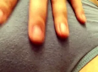 hairy pussy gets fingered and licked till she squirts