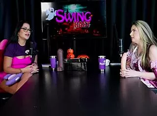 loira safada boquete em dois paus pelada buceta peitos raphaela savanah halloween