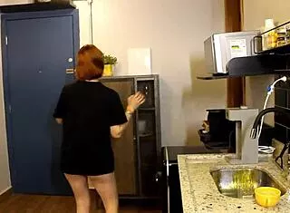 quick kitchen pussy slam before party who's joining the wet fun?