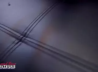 Lexxie Fingers Clit While Fuck Machine Rams Her Trimmed Shaved Cunt Hard