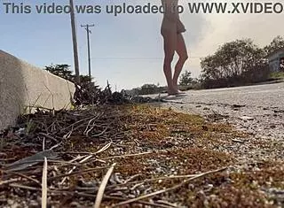 quick outdoor cum blast after two people spot me naked