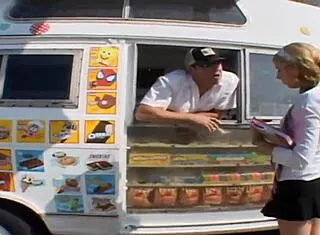 dude, lexi belle's deepthroat blowjob from ice cream man ends in creampie swap!