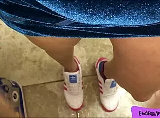 i piss while you sniff my dirty panties