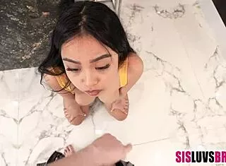 Hey stepsis sucks bro to hide secret