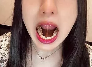 i... i love watchin' this cute japanese shemale stroke her cock sooo hot