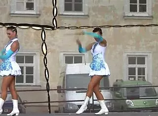 those two hot cheerleaders look amazing together