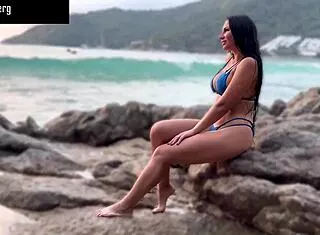 pickup model fucked hard in all holes beach photoshoot