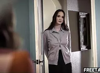 Reality Pornstar Cadence Lux Caught with Identical Sister in Cheating Creampie Roleplay