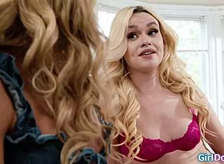 Baby, can you lick mommy's shaved pussy till she squirts face sitting lesbian cum?