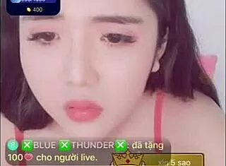 Bigo cam girl flaunts small tits and big ass in steamy Vietnamese show