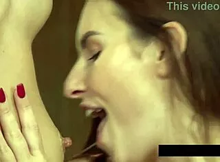 Jenifer Jane and Eva Brown soak in sauna kissing wet pussies