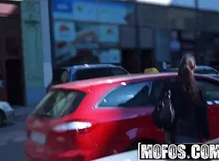 public pickups got me working ferrara gomez's wet feet in kitchen 😈🍑👅