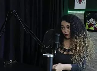 Vea La Entrevista Safada Con Charlottye En Porn Cast Brazil Parte 2