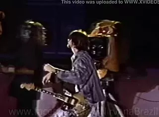 Kurt Cobain Spits On Globo Cameras Live At Hollywood Rock '93
