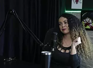 Vea La Entrevista Safada Con Charlottye En Porn Cast Brazil Parte 2