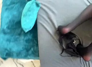 Curvy American Vixen Gags On Muscular Cock Hardsex