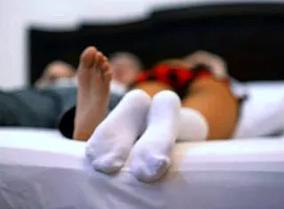 Schoolgirl fucks bro's buddy in motel 😈 family at dinner!