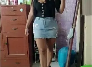 sol the sexy virgin latina rocks miniskirts and heels 😍👠🔥