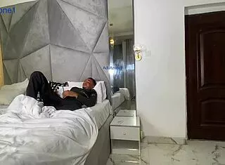 set called my vendor for that curvy fat ass homemade fix