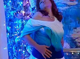 Hotwife steffi dances huge pussy lips promo