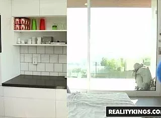 Why pick pussy when this fat ebony mommy's huge ass craves hardcore interracial pounding?