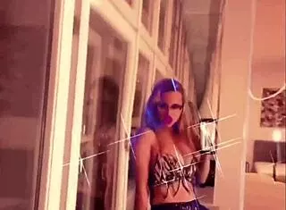 Wow! Findom Goaldigger Blonde Feet Song Release!