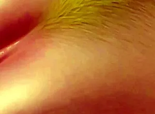 Helena's Fierce Boxing Punches Dominate the Ring!