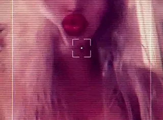 Wow! Findom Goaldigger Blonde Feet Song Release!