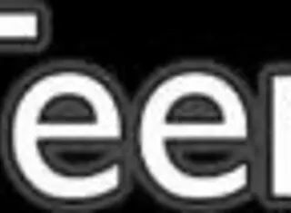 collared emo british teen fucks herself hard on machine closeup